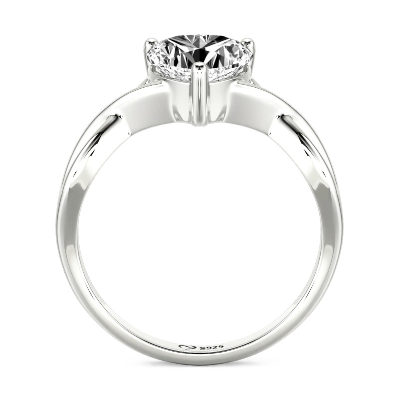 Jeulia Custom Lab Grown Diamond Heart Solitaire Engagement Ring