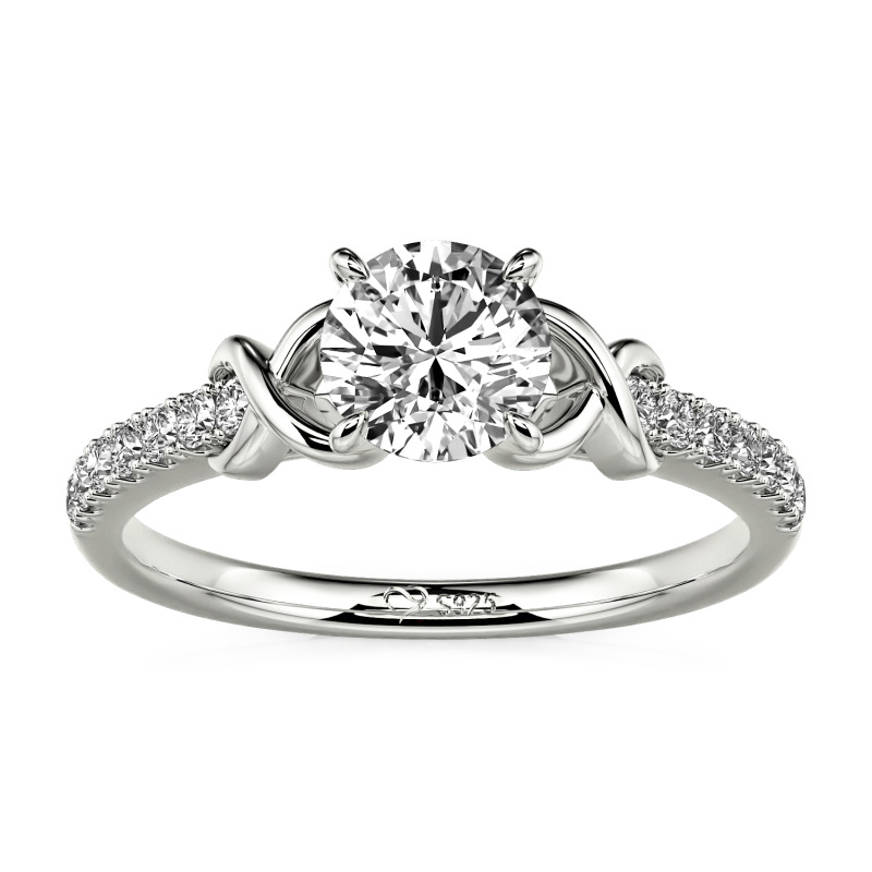 Obtener Anillo De Compromiso Alsatia En Redondo Corte 0.7 Quilates 14k
