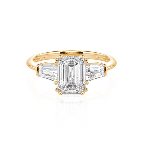 Jeulia Three Stone Emerald Cut Ring