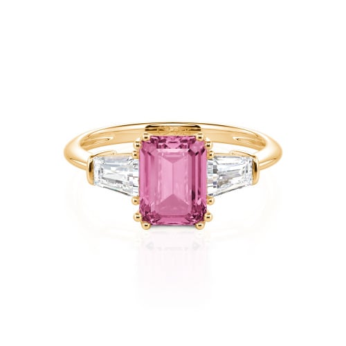 Jeulia Three Stone Emerald Cut Ring