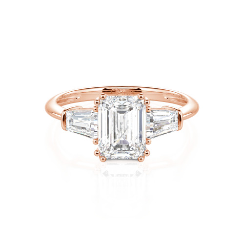 Jeulia Three Stone Emerald Cut Ring