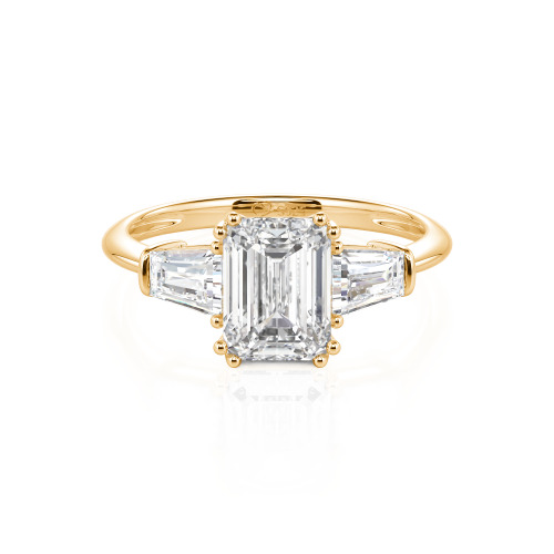 Jeulia Three Stone Emerald Cut Ring