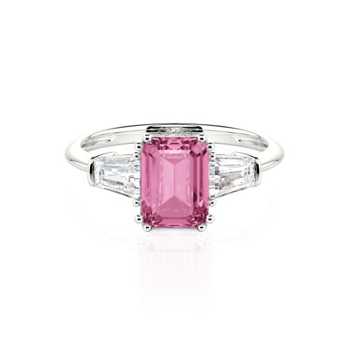 Jeulia Three Stone Emerald Cut Ring