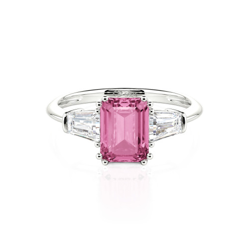 Jeulia Three Stone Emerald Cut Ring
