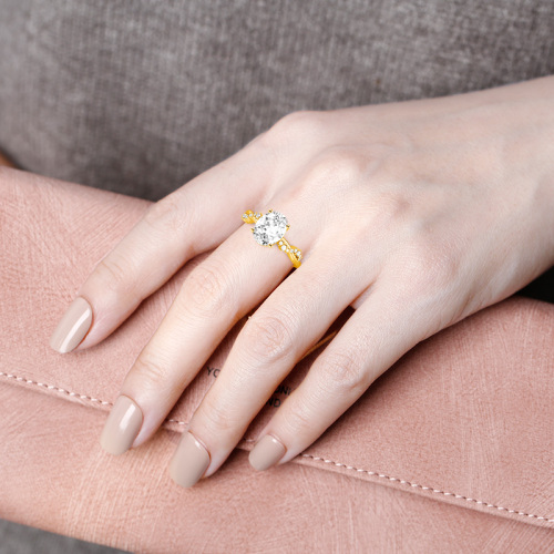 Jeulia 10K/14K/18K Gold Platinum Twist Oval Cut Ring