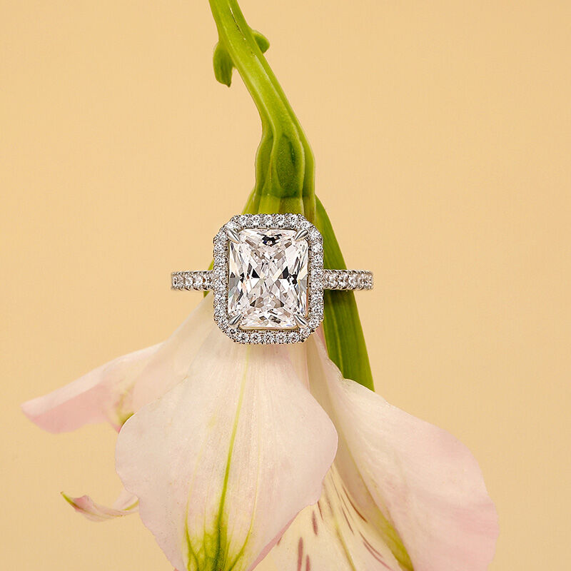 Jeulia Floating Halo Radiant Cut Engagement Ring
