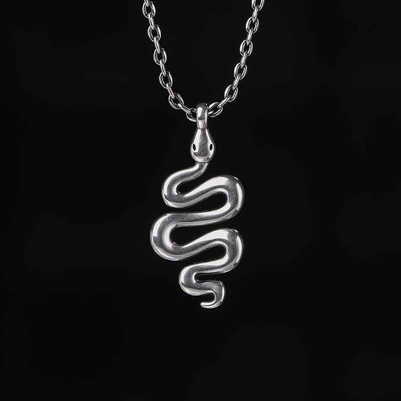 Jeulia "Black Mamba" Snake Sterling Silver Necklace