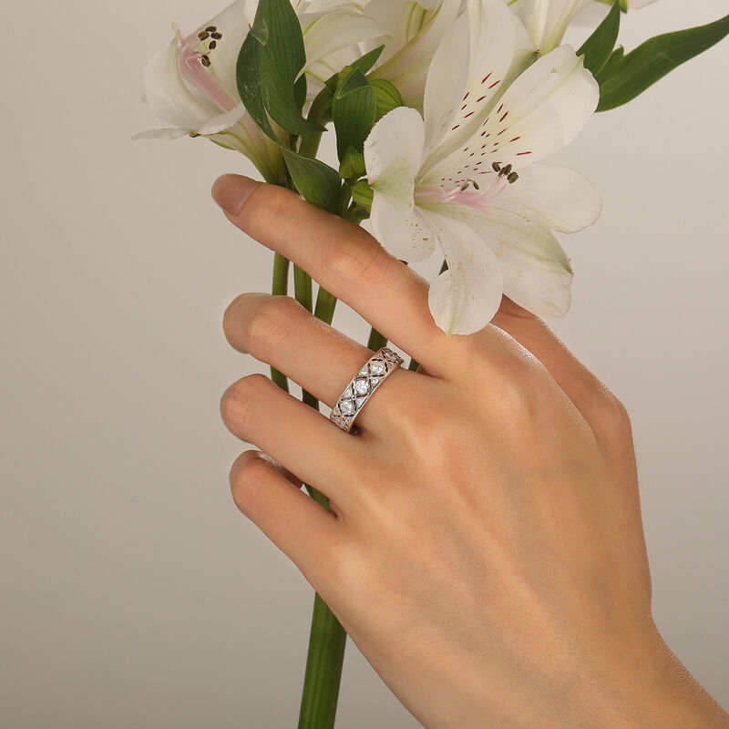 Jeulia Spetsinspirerad Graverad Evighetsring för Kvinnor i Sterling Silver
