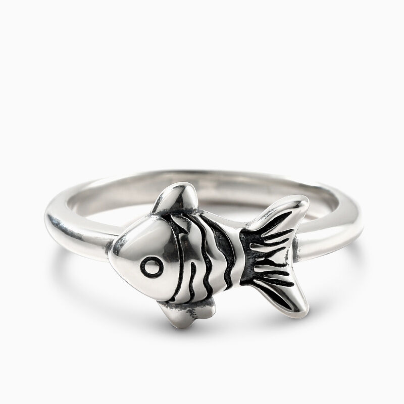 Jeulia "Petite Fish" Sterling Silver Ring