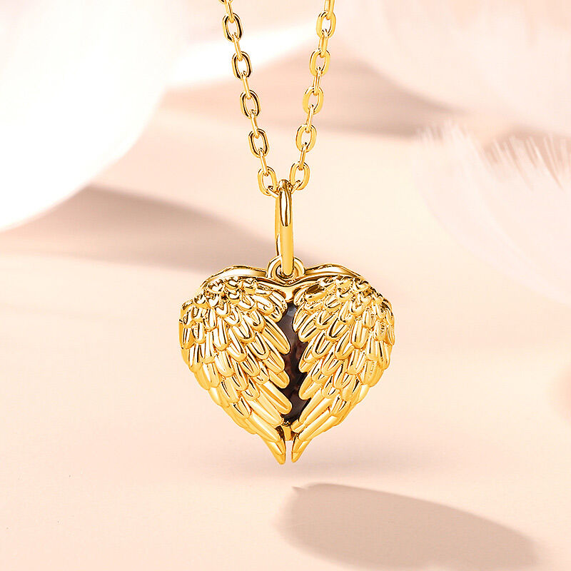 Jeulia Personalized Gold Angel Wings Heart Photo Necklace