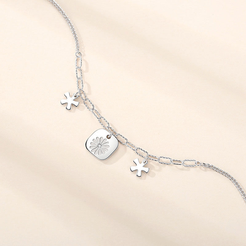 Jeulia Daisy Flower Square Charm Sterling Silver Bracelet