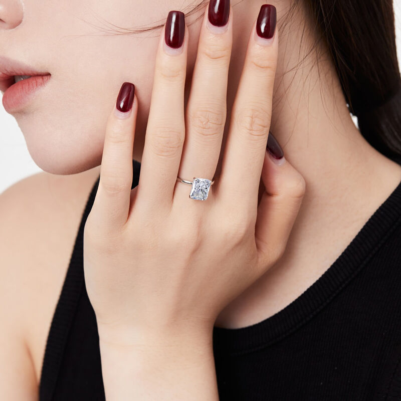 Jeulia Classic Solitaire Radiant Cut Sterling Silver Ring
