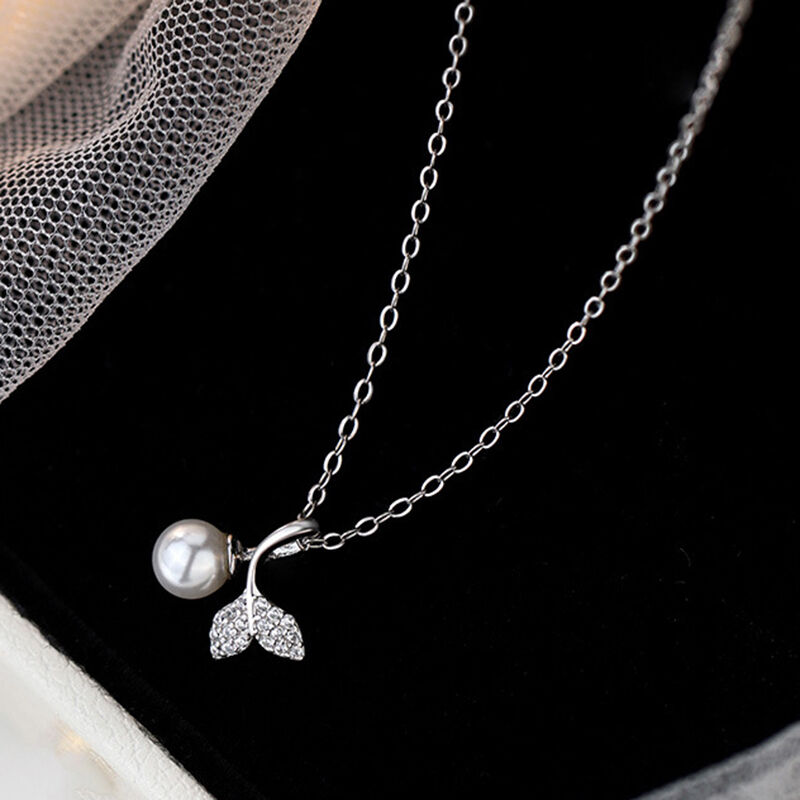 Jeulia "Siren's Secret" Fishtail Design White Pearl Sterling Silver Necklace