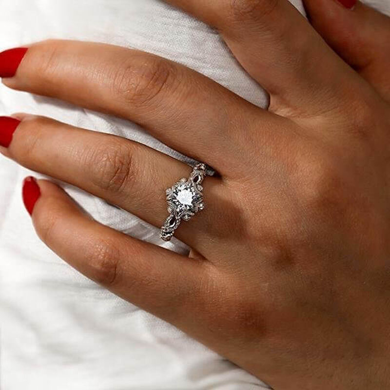 Jeulia Anello A Forma Di Fiocchi Di Neve Taglio Rotondo In Argento Sterling