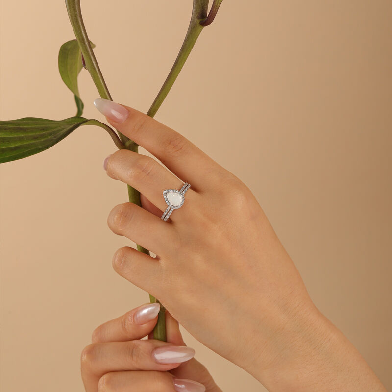 Jeulia Classic Pear Cut Opal Ring Set Sterling Silver