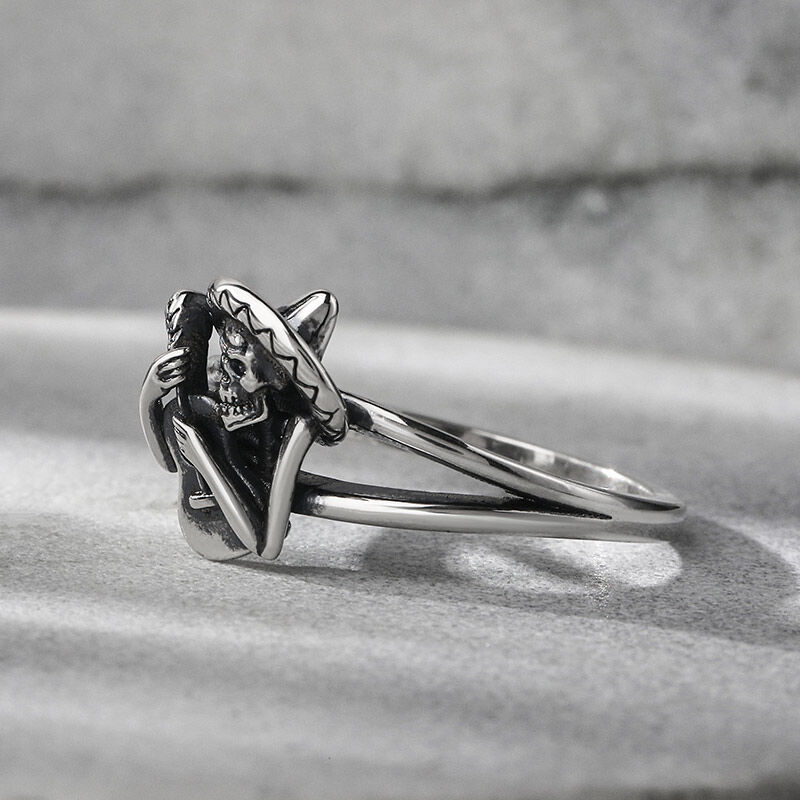 Jeulia "Day of The Dead" Skull Sterling Silver Ring