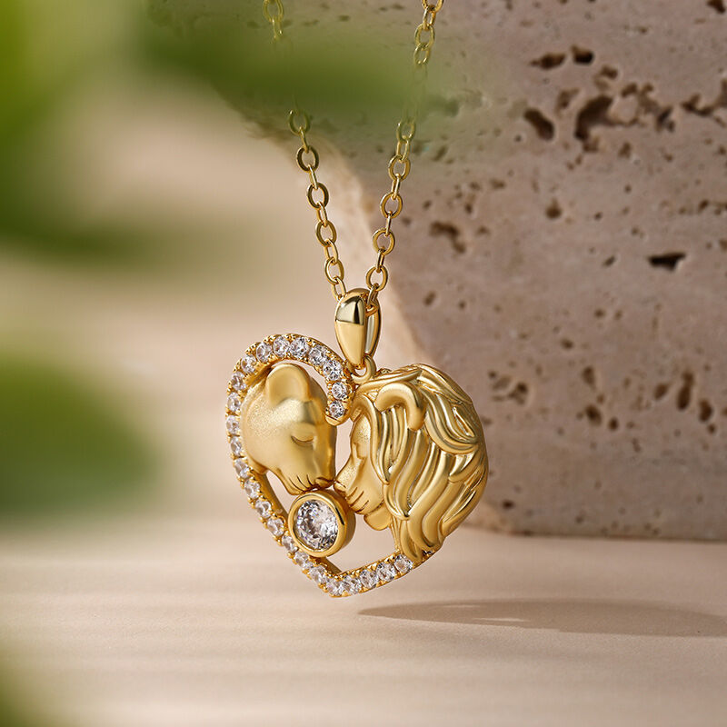 Jeulia "The Lion King and Queen" Sterling Silver Necklace