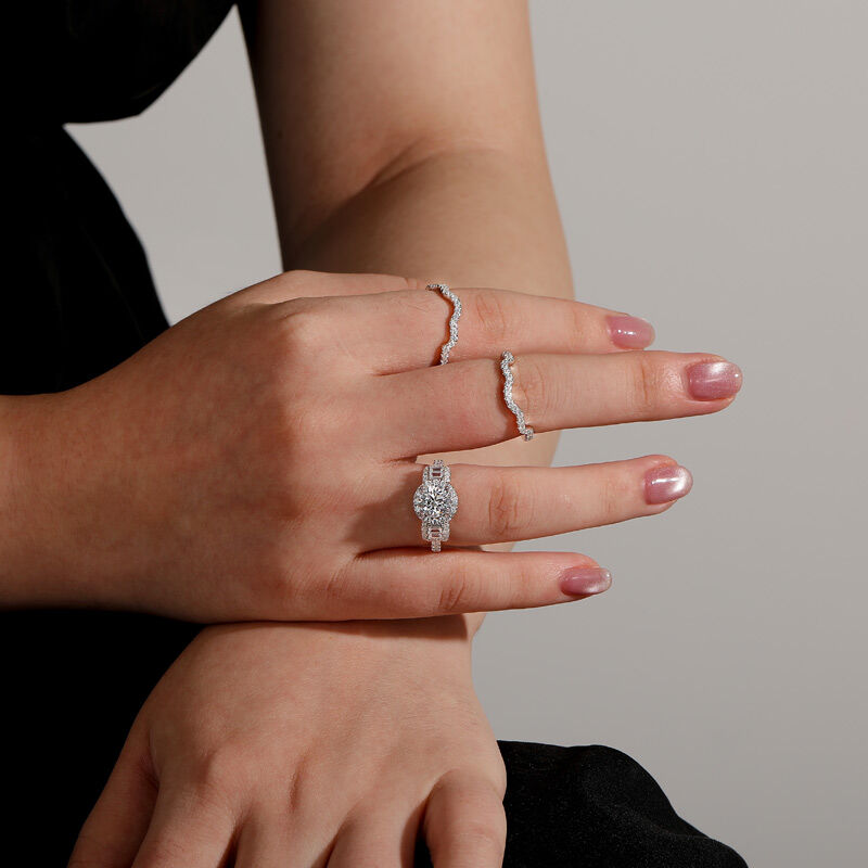 Jeulia Terno De Anillos Con Halo De Talla Redonda En Plata De Ley