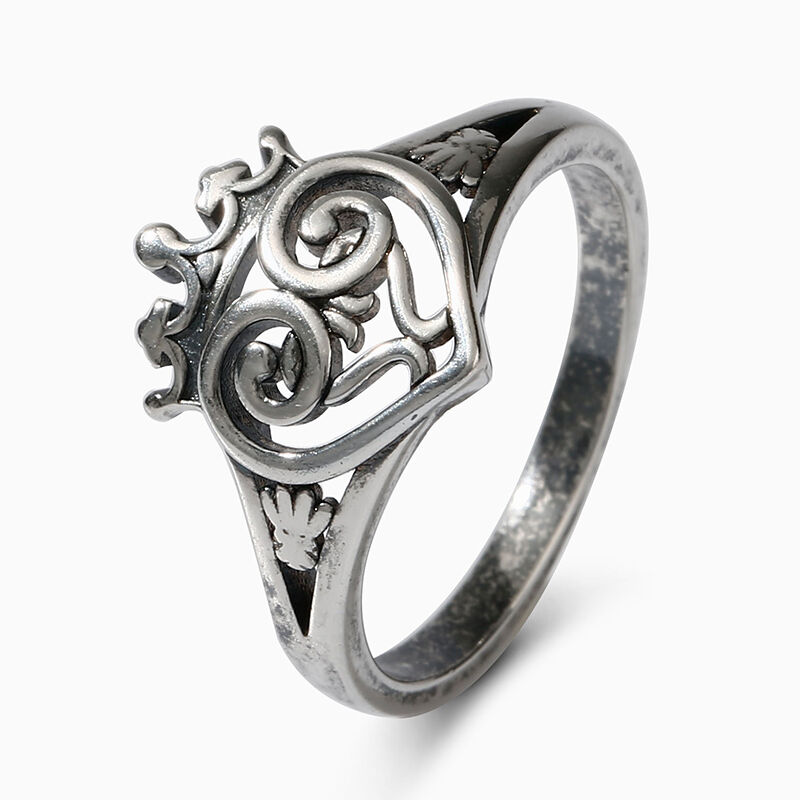 Jeulia "Love & Friendship" Sterling Silver Claddagh Ring