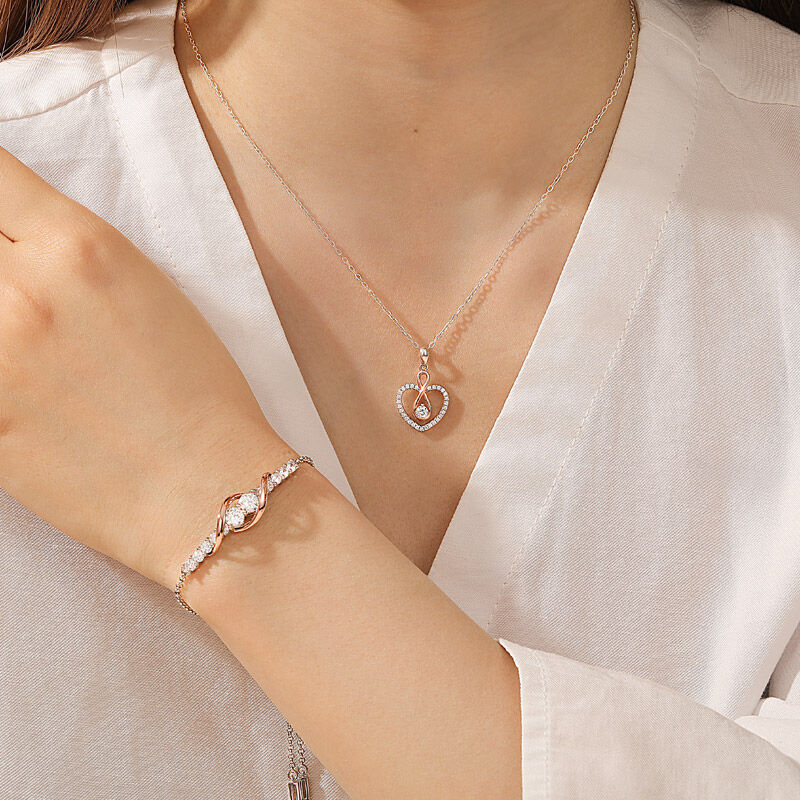 Jeulia Collana con Cuore d'amore Infinito in Argento Sterling