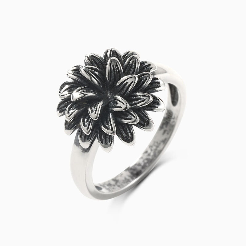 Jeulia "Gothic Flower" Sterling Silver Ring