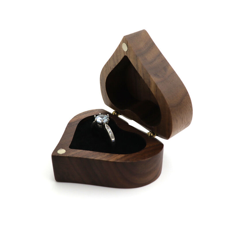 Jeulia Caja Vintage de Madera para Anillos con Imán en Forma de Corazón