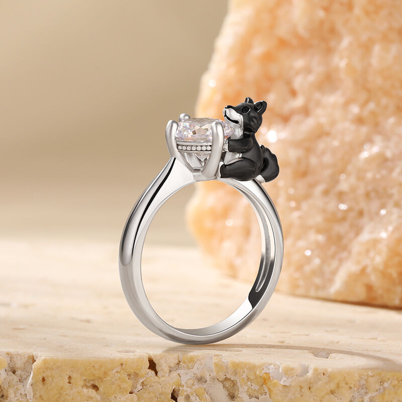 Jeulia Hug Me "Baby Wolf" Round Cut Sterling Silver Ring