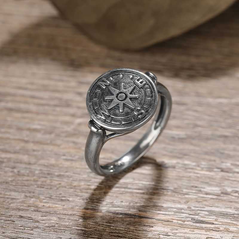 جوليا خاتم البوصلة من الفضة الإسترليني