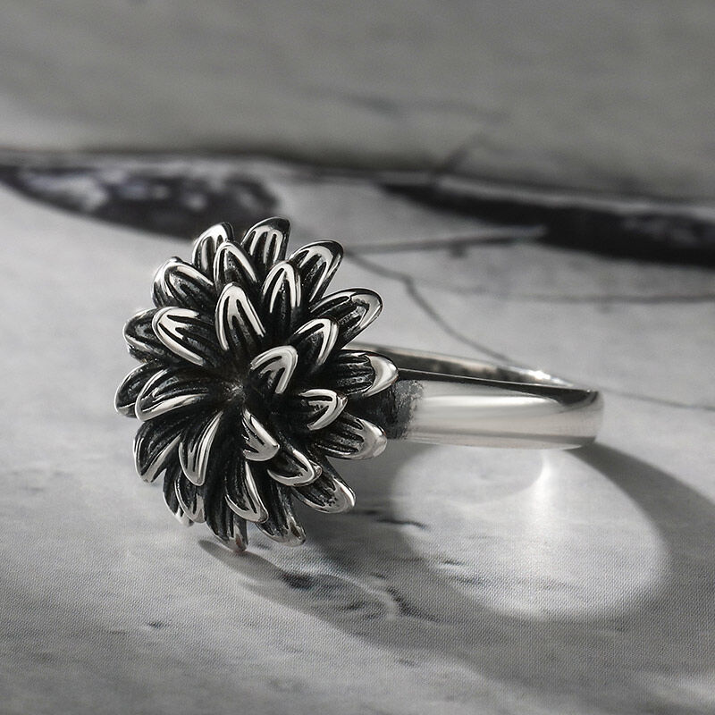 Jeulia "Gothic Flower" sterling silverring
