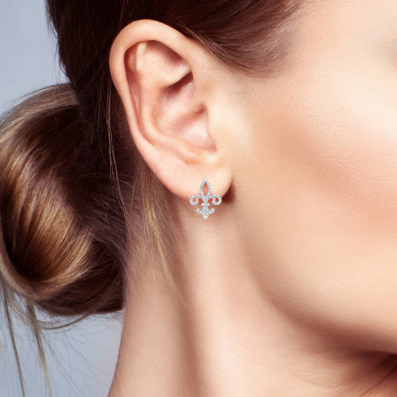 Jeulia Fleur-de-lis Sterling Silver Stud Earrings