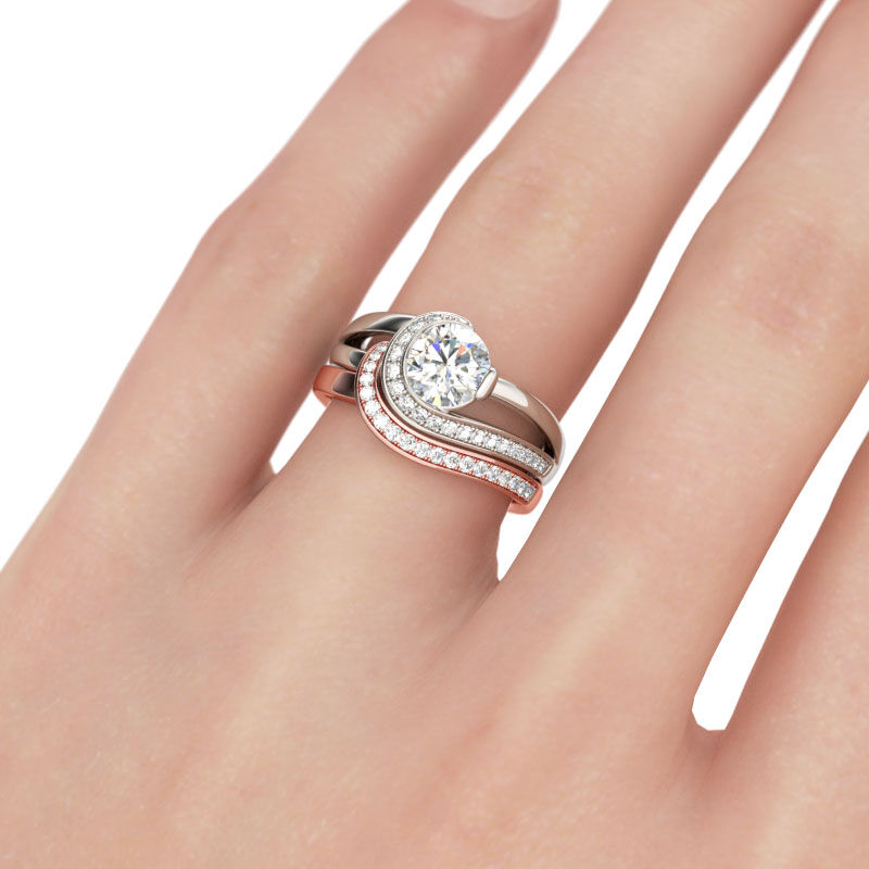 Jeulia Conjunto De Anillos Con Dos Tonos De Tallo Dividido De Talla Redonda En Plata De Ley