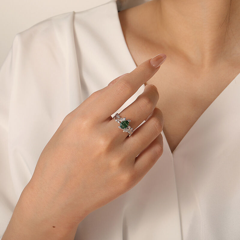 Jeulia Bypass Pear Cut Moss Agate Engagement Ring with Vine Leaf