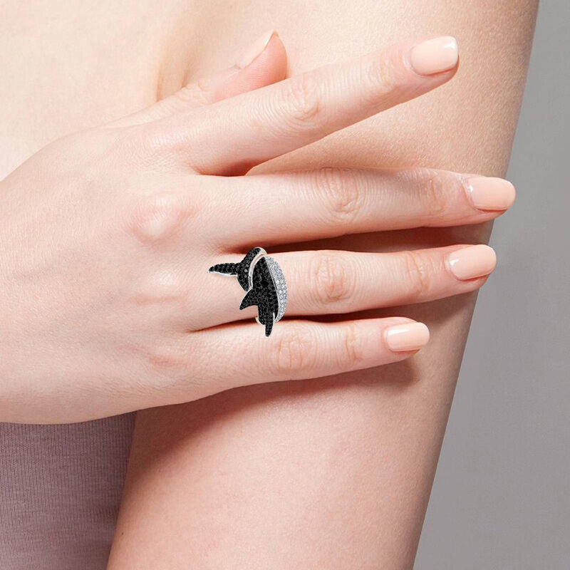 Jeulia "Ocean's Protector" Whale Design Sterling Silver Ring