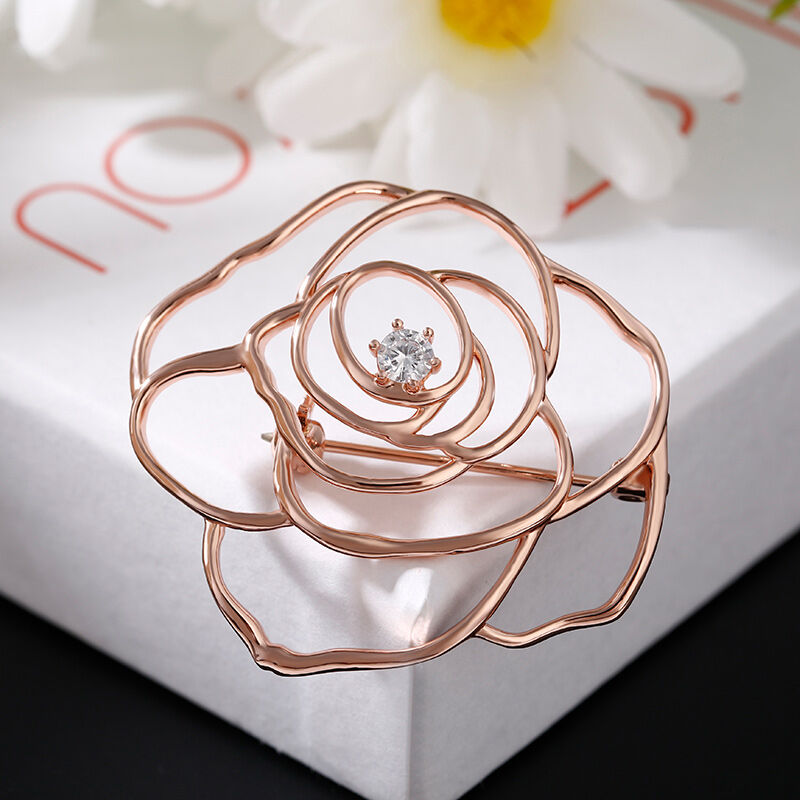 جوليا بروش من الفضة الإسترليني بتصميم زهرة الورد
