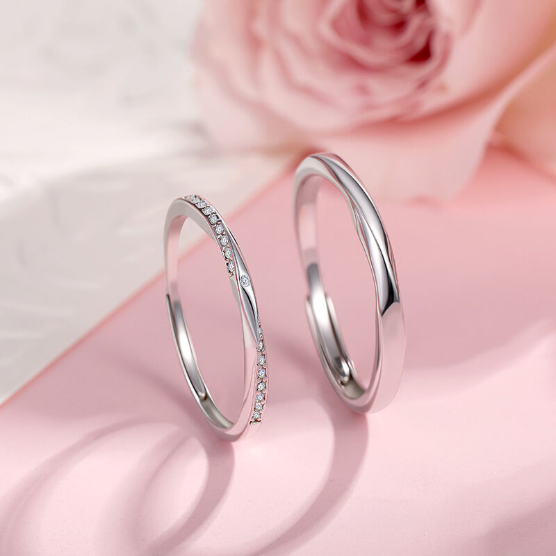 Jeulia Minimalist Twist Adjustable Open Ring for Men