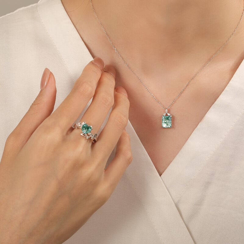 Jeulia Heart Shaped Moss Agate Engagement Ring