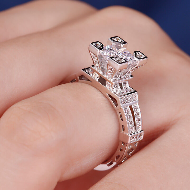 Jeulia Eiffel Tower Round Cut Sterling Silver Ring