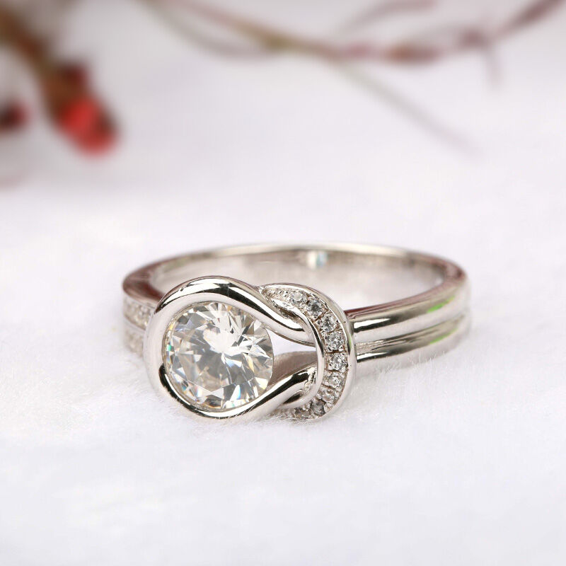Jeulia Knot Round Cut Sterling Silver Ring