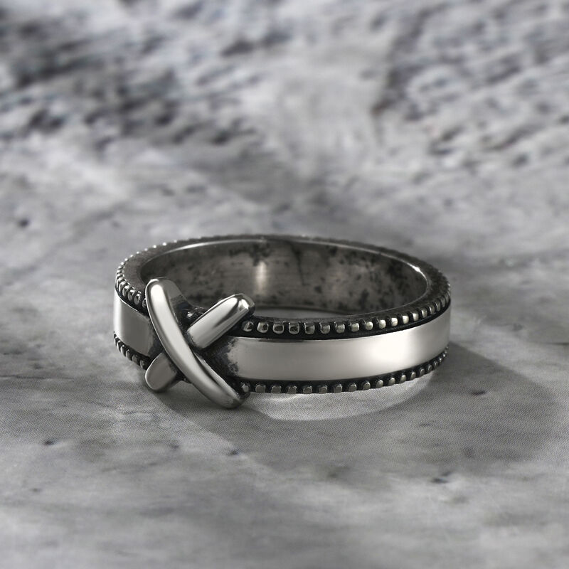 Jeulia "Mysterious X" Knot Design Sterling Silver Ring