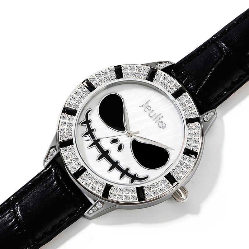 جوليا ساعة يد جمجمة كوارتز جلدية لون سوداء النسائية مع قرص اللؤلؤ بأسلوب"ملك مدينة الهالوين"