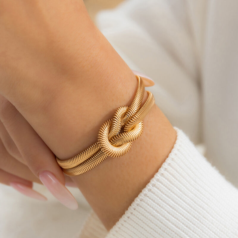 Jeulia Knot Design Gold Tone Chain Bracelet