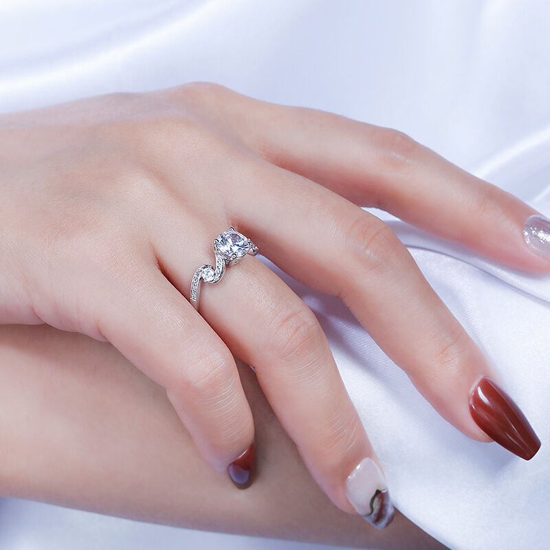 Jeulia Anello Trilogy Taglio Rotondo Donna Argento Sterling