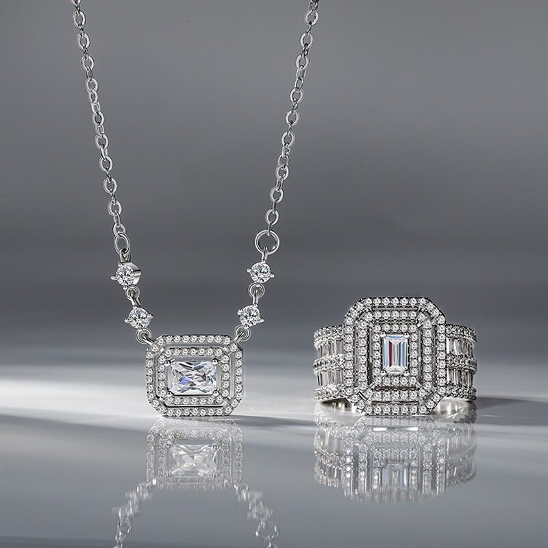 Jeulia Classic Double Halo Necklace Sterling Silver