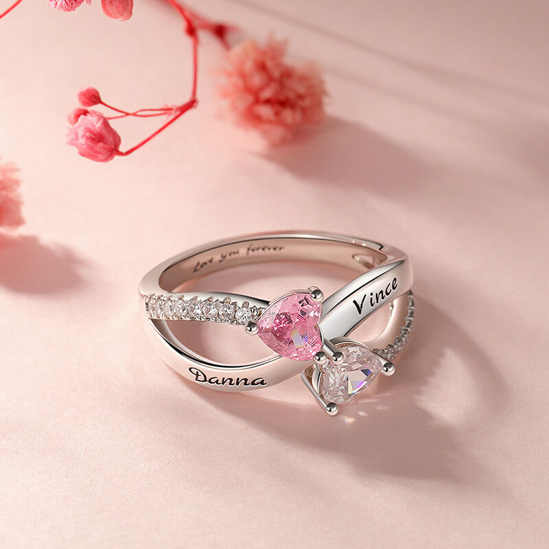 Jeulia Skräddarsydd Dubbel Hjärta Ring med Födelsestensgravering och Infinity Twist Band
