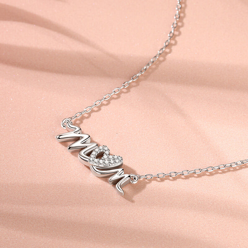 Jeulia "Link Love" Mom Heart Necklace Sterling Silver Letter