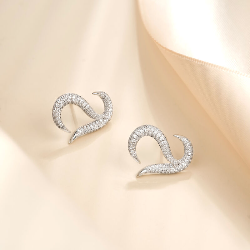Jeulia Logotypformade hjärtörhängen i sterlingsilver