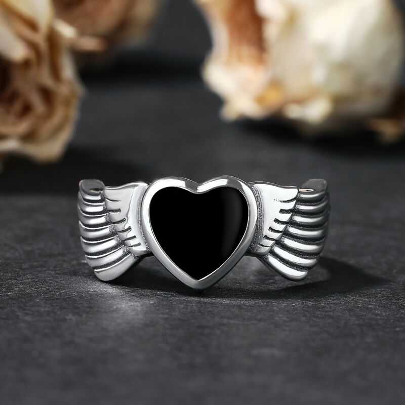Jeulia "Winged Heart" Sterling Silver Ring