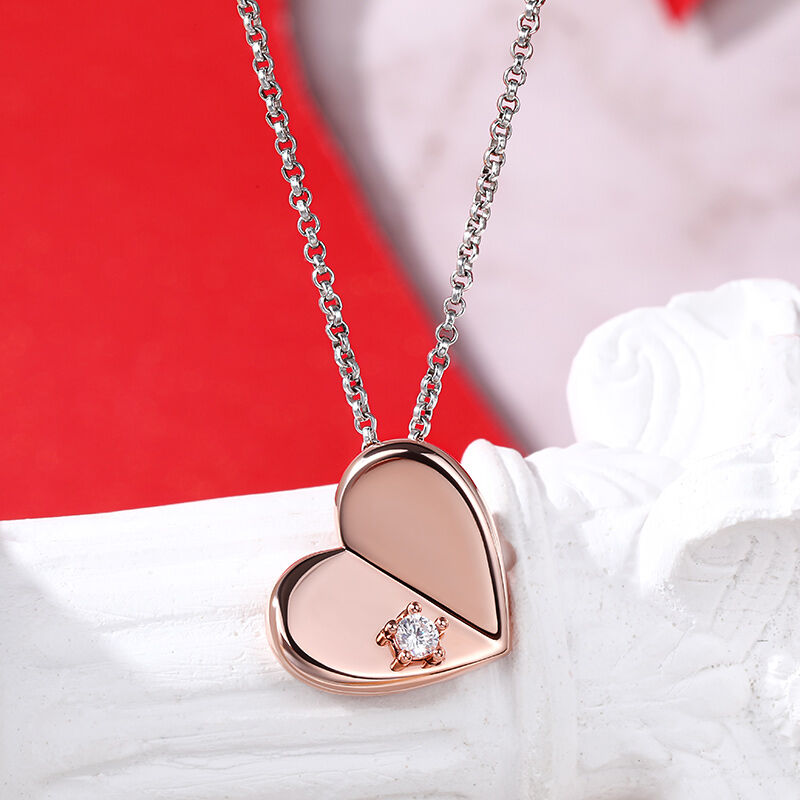Jeulia "Unfold Your Heart" Sterling Silver Necklace