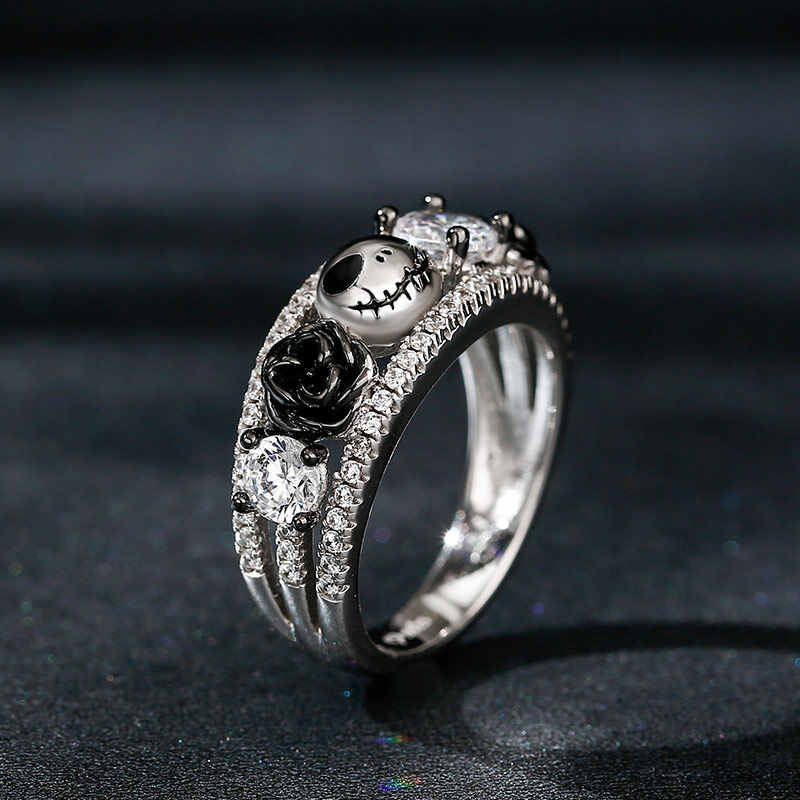 Jeulia Floral Design Round Cut Sterling Silver Skull Ring