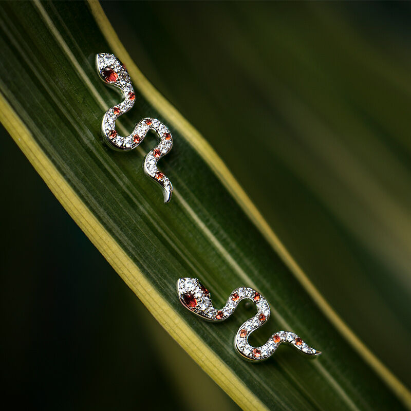 Jeulia Srebrne kolczyki w kształcie węża odrodzenia
